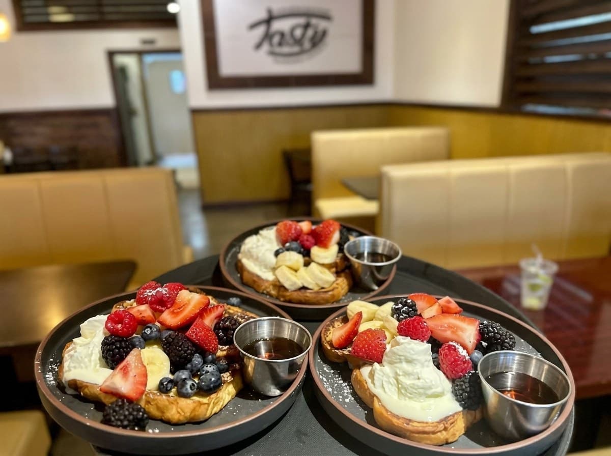 French toast plates with fresh fruit at Tasty in Gastonia